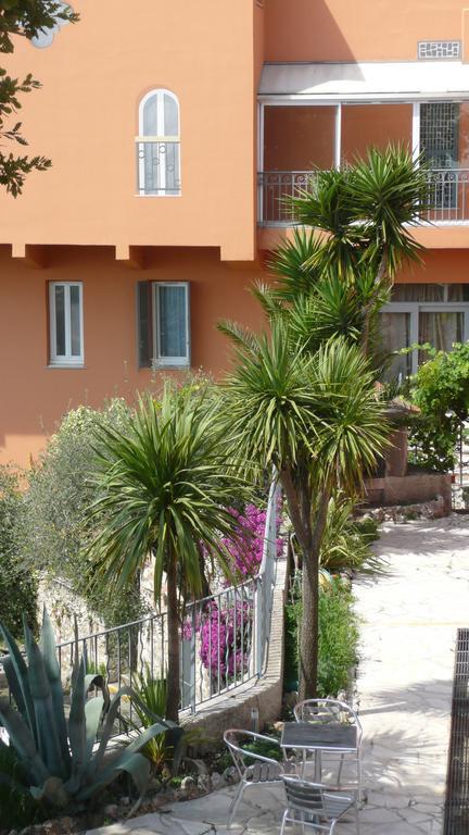 Hotel Mandarina Grasse Esterno foto