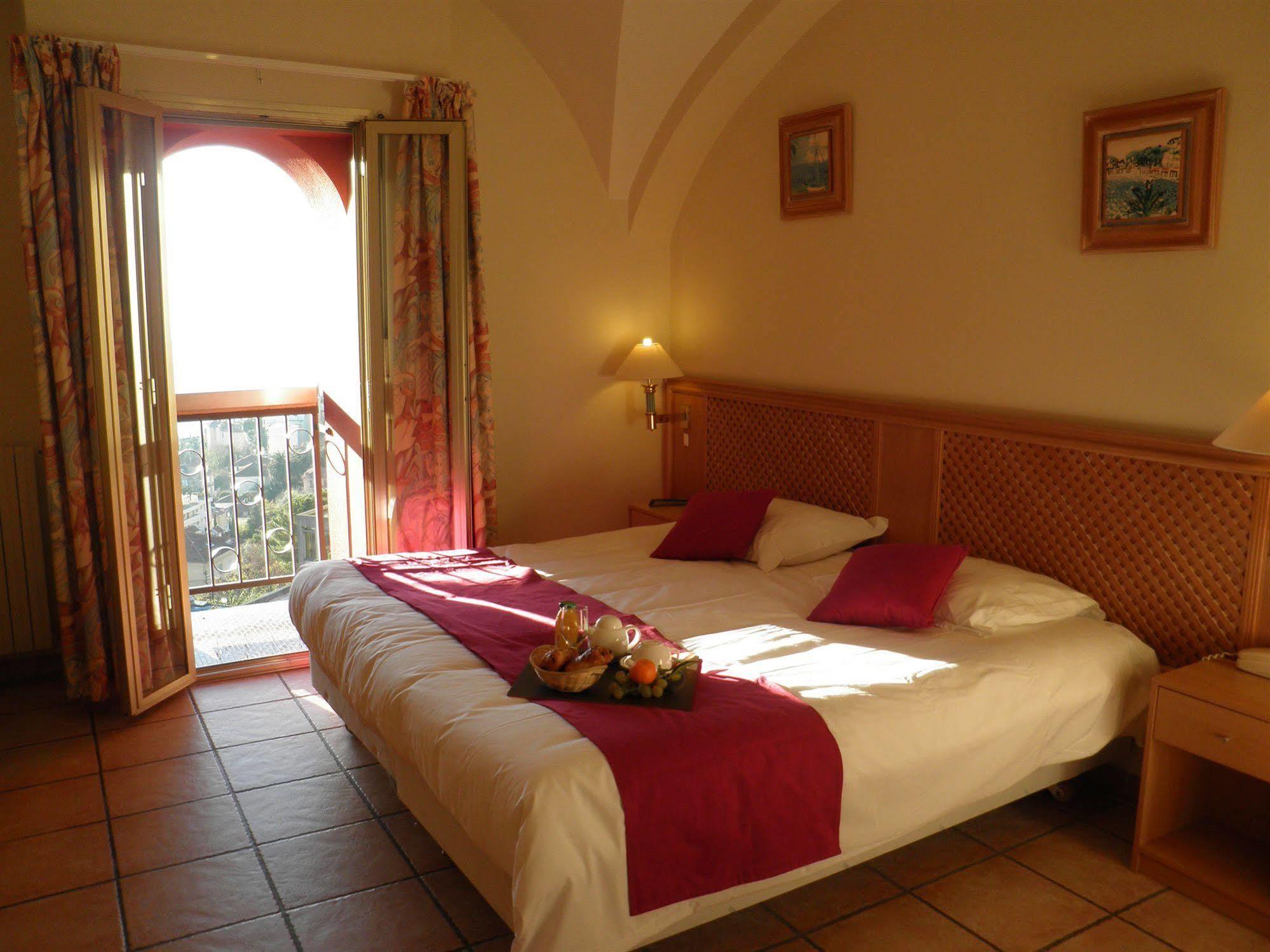 Hotel Mandarina Grasse Esterno foto